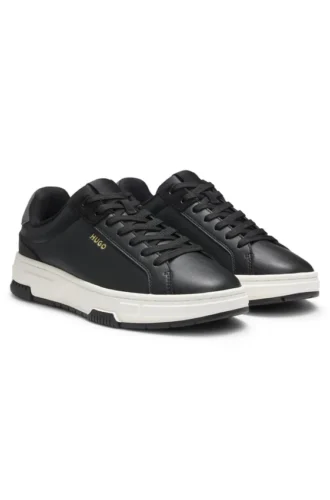 Sneaker aus Kunstleder