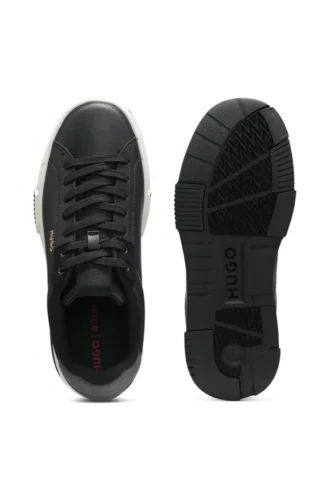 Sneaker aus Kunstleder