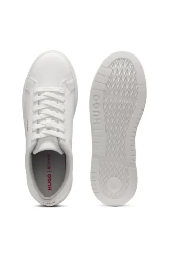 Sneaker aus Kunstleder mit Kontrastlogo