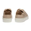 Sneaker aus Leder mit Fersenlasche aus Wildleder