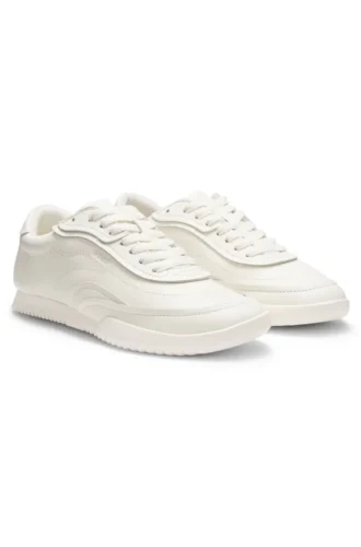 Sneaker aus Leder mit geprägtem Logo