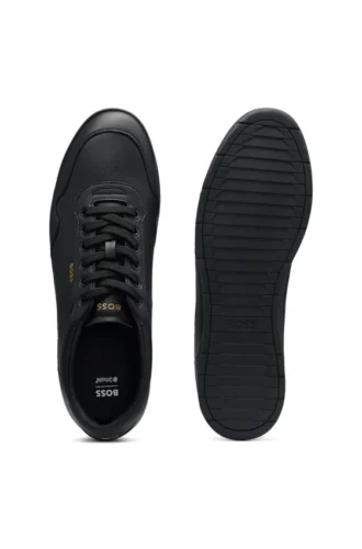 Sneaker aus Nappaleder mit goldfarbenem Logo