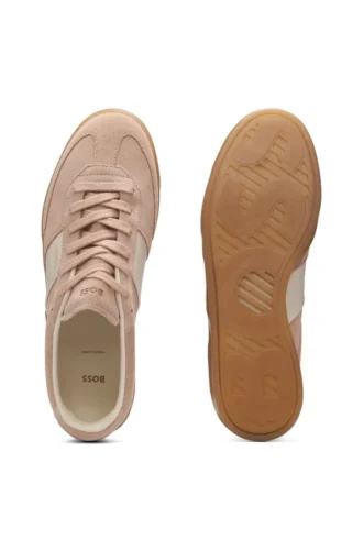 Sneaker aus Wildleder mit Besätzen aus Glattleder