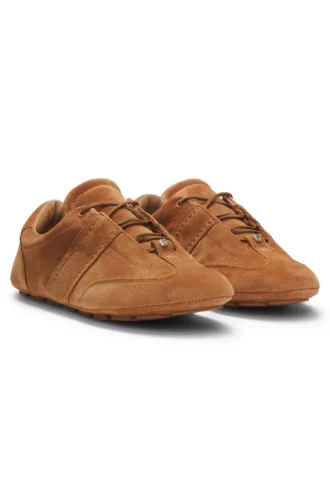 Sneaker aus Wildleder mit Double-B-Monogramm