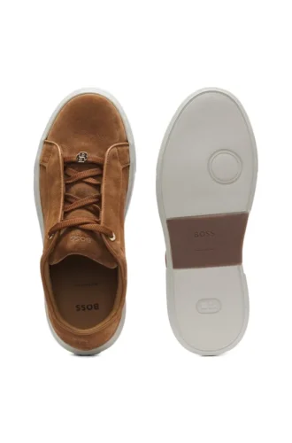Sneaker aus Wildleder mit verstecktem Keilabsatz