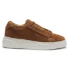Sneaker aus Wildleder mit verstecktem Keilabsatz Sneaker aus Wildleder mit verstecktem Keilabsatz
