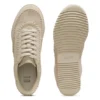 Sneaker aus Wildleder mit Ziernähten