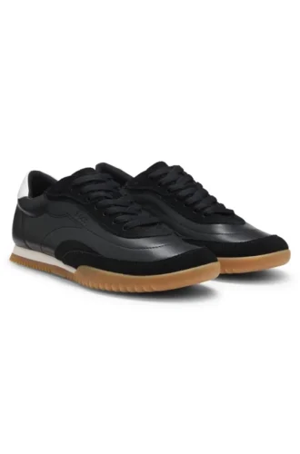 Sneaker aus Wildleder und Leder