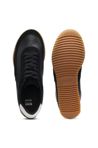 Sneaker aus Wildleder und Leder