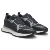 Sneaker mit Mesh-Details aus verschiedenen Materialien