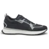 Sneaker mit Mesh-Details aus verschiedenen Materialien