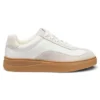 Sneaker mit Wildlederbesatz und niedrigem Profil Sneaker mit Wildlederbesatz und niedrigem Profil