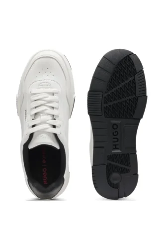 Sneaker mit Zickzack-Naht aus Kunstleder