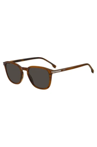 Sonnenbrille aus gemustertem Acetat mit Streifen an den Bügeln