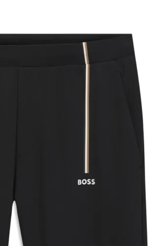 Sportliche Trainingshose aus thermoregulierendem Stretch-Gabardine