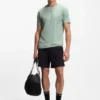 Sportliches, schnell trocknendes T-Shirt mit reflektierenden Details Sportliches, schnell trocknendes T-Shirt mit reflektierenden Details