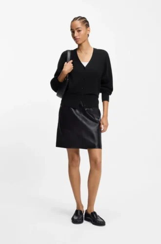 Strickjacke mit geripptem Saum aus Kaschmir