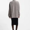 Strickjacke mit gesticktem Logo in Oversize-Passform