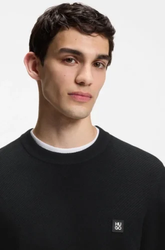 Strickpullover mit gestapeltem Logo