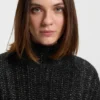 Strickpullover mit markanter Rippenstruktur