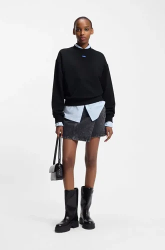 Sweatshirt aus Baumwollfrottee mit Logo-Aufnäher