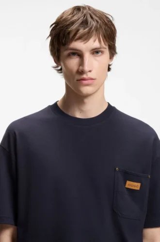 T-Shirt aus Baumwolle in lockerer Passform mit Logo-Patch aus Wildleder