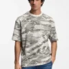T-Shirt aus Baumwolle mit Camouflage-Jacquard T-Shirt aus Baumwolle mit Camouflage-Jacquard