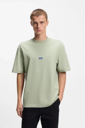 T-Shirt aus Baumwolljersey mit blauem Logo-Patch