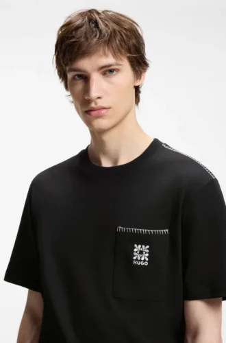 T-Shirt aus Baumwolljersey mit gesticktem Logo
