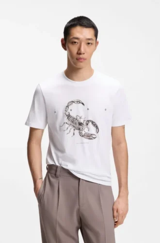 T-Shirt aus Baumwolljersey mit versetztem Logo