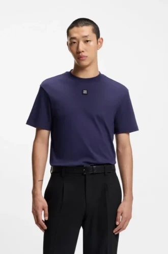 T-Shirt aus Interlock-Baumwolle mit metallischem Logo-Aufnäher