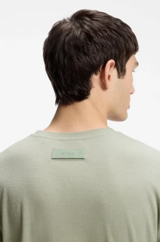 T-Shirt aus Slub-Interlock in schmaler Passform