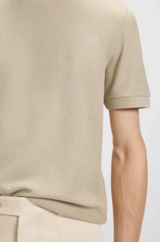 T-Shirt in Regular-Fit aus strukturierter Baumwolle