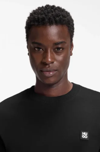 T-Shirt in Relaxed-Fit aus Interlock-Baumwolle mit Stickerei an den Schultern