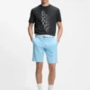 T-Shirt mit geometrischem Print aus Stretch-Baumwolle T-Shirt mit geometrischem Print aus Stretch-Baumwolle