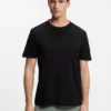 T-Shirt mit gesticktem Logo aus Baumwollpiqué T-Shirt mit gesticktem Logo aus Baumwollpiqué