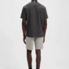 T-Shirt mit Logo am Kragen aus Stretch-Baumwolle T-Shirt mit Logo am Kragen aus Stretch-Baumwolle
