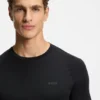 T-Shirt mit Logo-Detail in schmaler Passform T-Shirt mit Logo-Detail in schmaler Passform