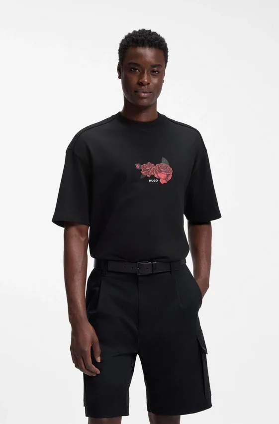 T-Shirt mit Rosenmotiv aus Baumwolljersey T-Shirt mit Rosenmotiv aus Baumwolljersey