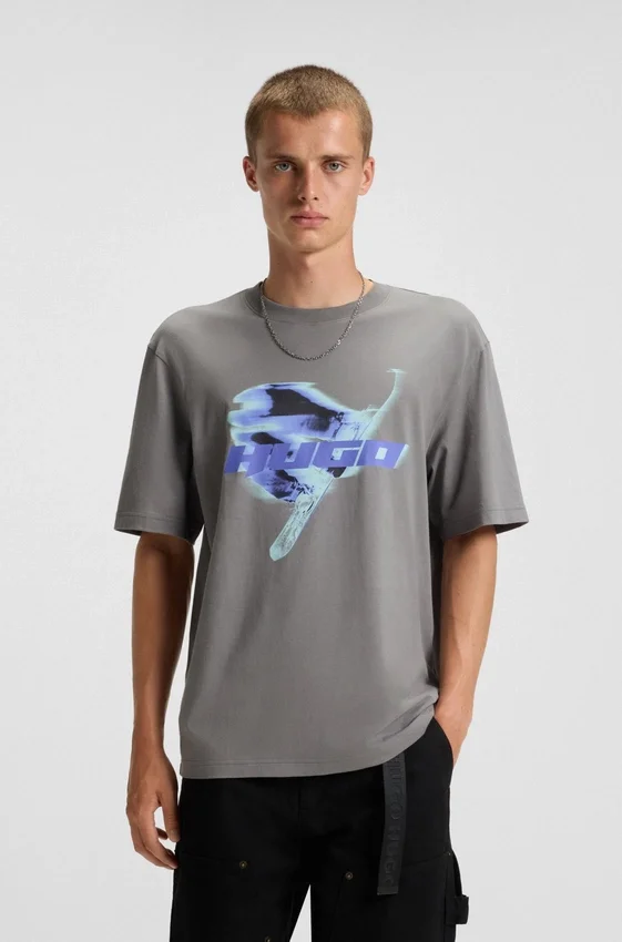 T-Shirt mit Snowboard-Motiv aus Baumwolljersey T-Shirt mit Snowboard-Motiv aus Baumwolljersey