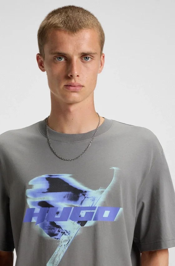 T-Shirt mit Snowboard-Motiv aus Baumwolljersey T-Shirt mit Snowboard-Motiv aus Baumwolljersey