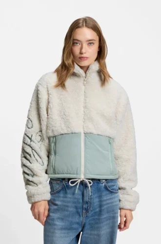 Teddyjacke mit gesticktem Logo und Colour-Blocking
