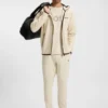 Trainingshose aus Active-Stretch-Gabardine mit thermoregulierender Technologie Trainingshose aus Active-Stretch-Gabardine mit thermoregulierender Technologie