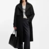 Trenchcoat mit Gürtel aus Stretch-Baumwolle