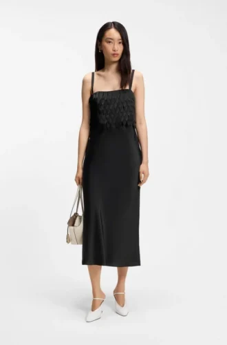 Trägerkleid mit lasergeschnittenen Motiven