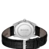 Uhr mit Lederarmband und schwarzem Zifferblatt