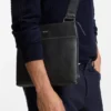 Umschlagtasche mit folienbedrucktem Logo