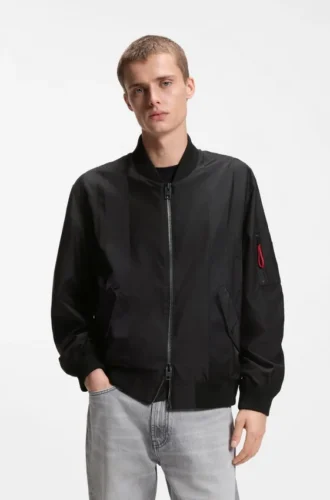 Wasserabweisende Bomberjacke aus beschichtetem Satin