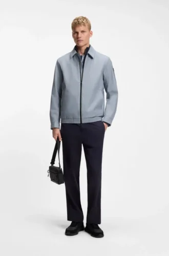 Wasserabweisende Jacke aus Stretchmaterial