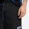 Wasserabweisende Shorts mit Flaggenlogo